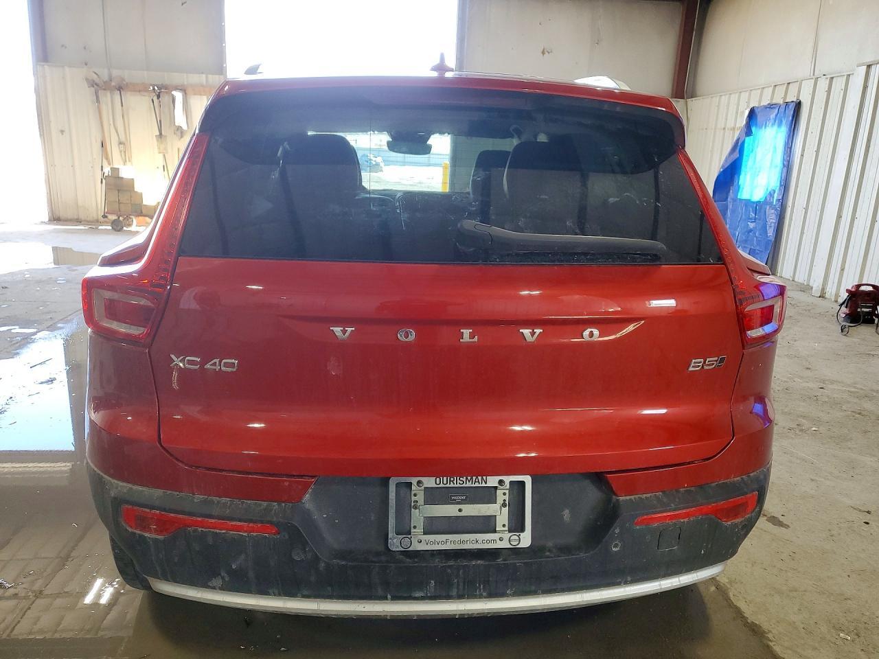 2024 Volvo Xc40 Plus - zdjęcie 6