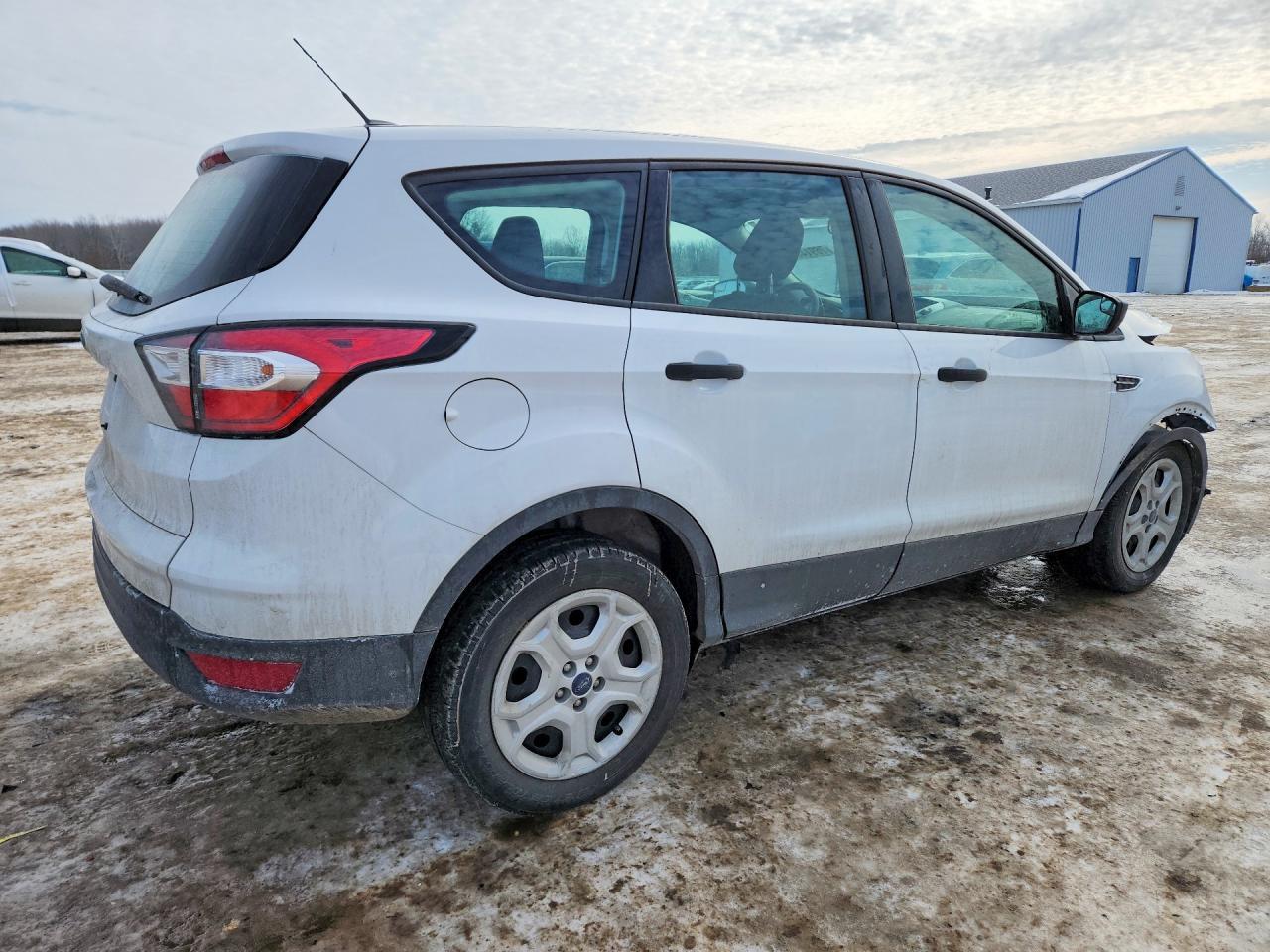 2018 Ford Escape S - zdjęcie 3