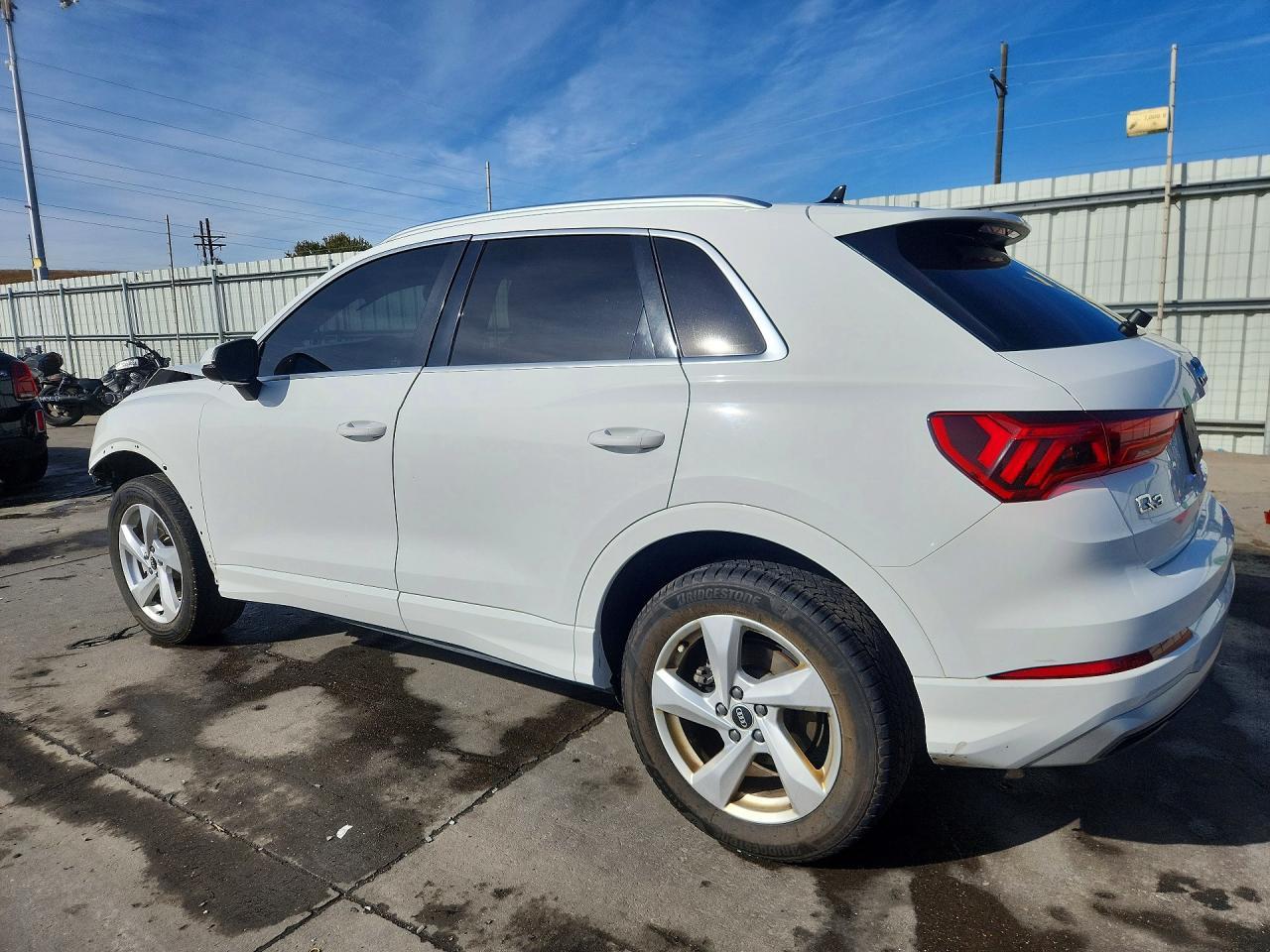 2021 Audi Q3 Premium 40 - zdjęcie 2