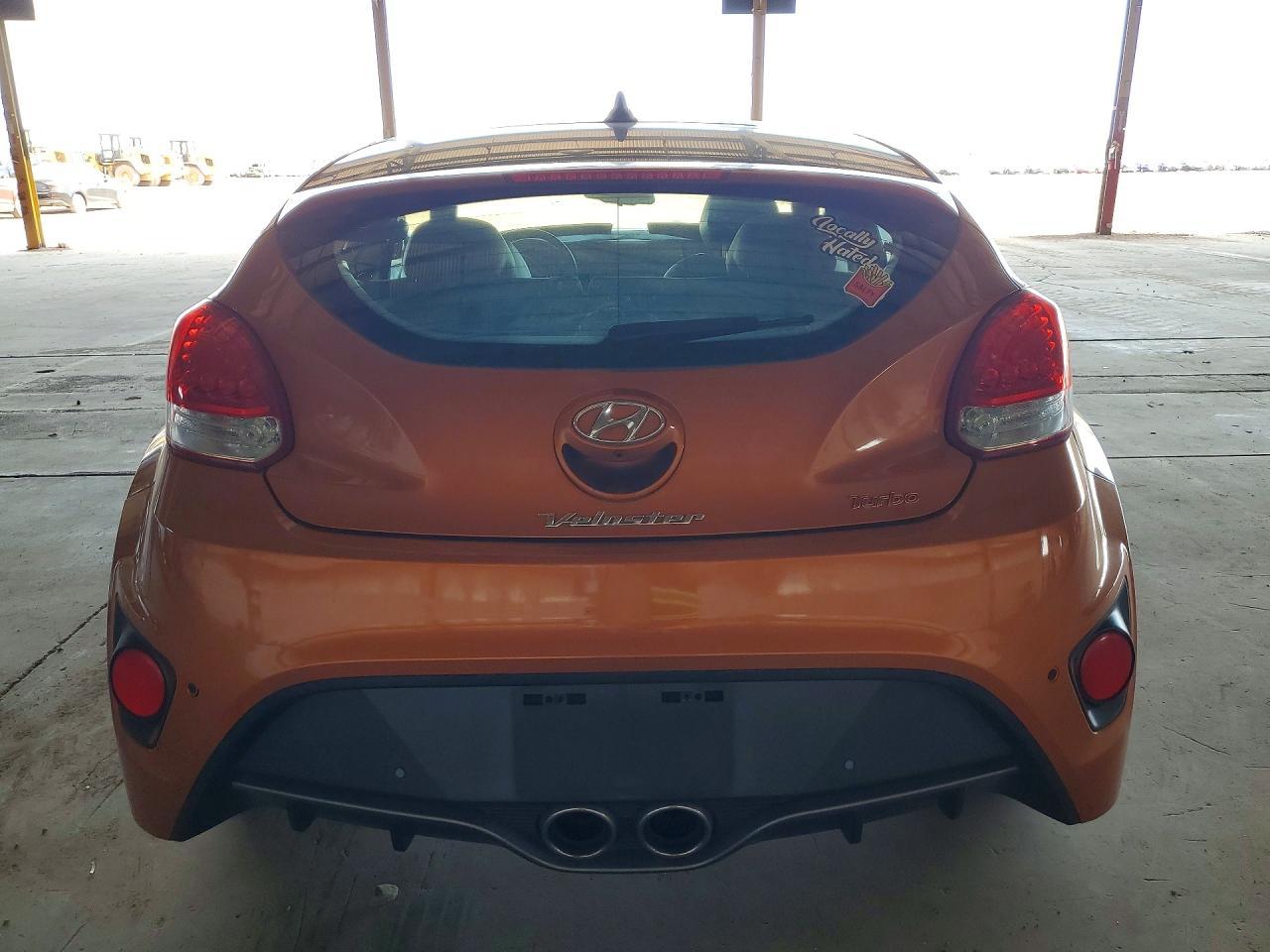 2016 Hyundai Veloster Turbo - zdjęcie 6
