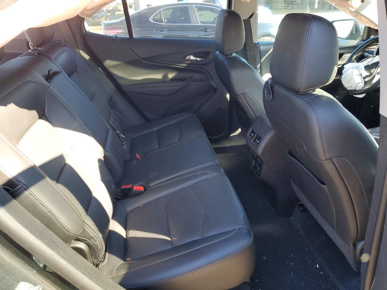 2018 Chevrolet Equinox Premier - zdjęcie 10