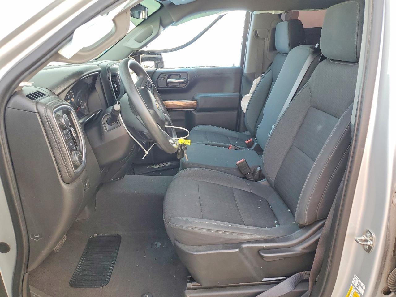 2020 Chevrolet Silverado K1500 Lt - zdjęcie 7