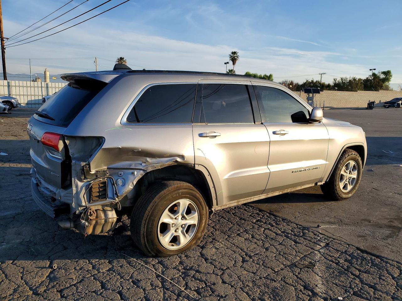 2017 Jeep Grand Cherokee Laredo - zdjęcie 3