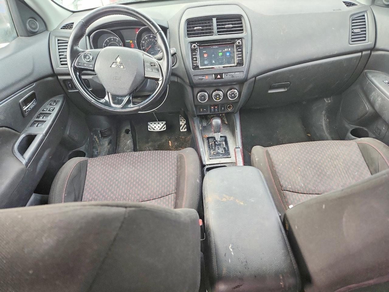 2018 Mitsubishi Outlander Sport Es - zdjęcie 8