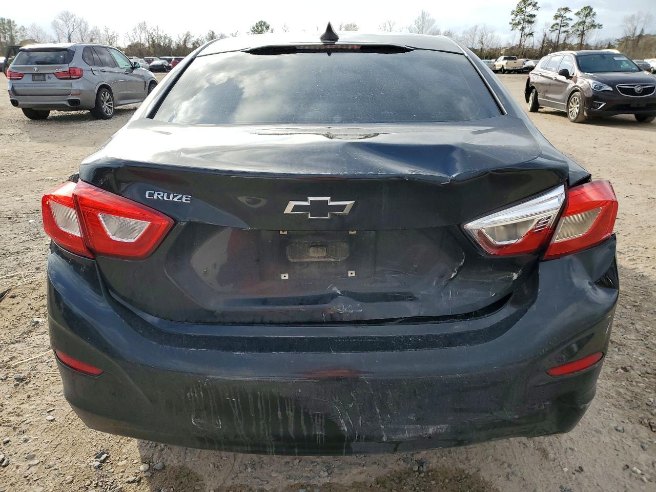 2018 Chevrolet Cruze Ls - zdjęcie 6