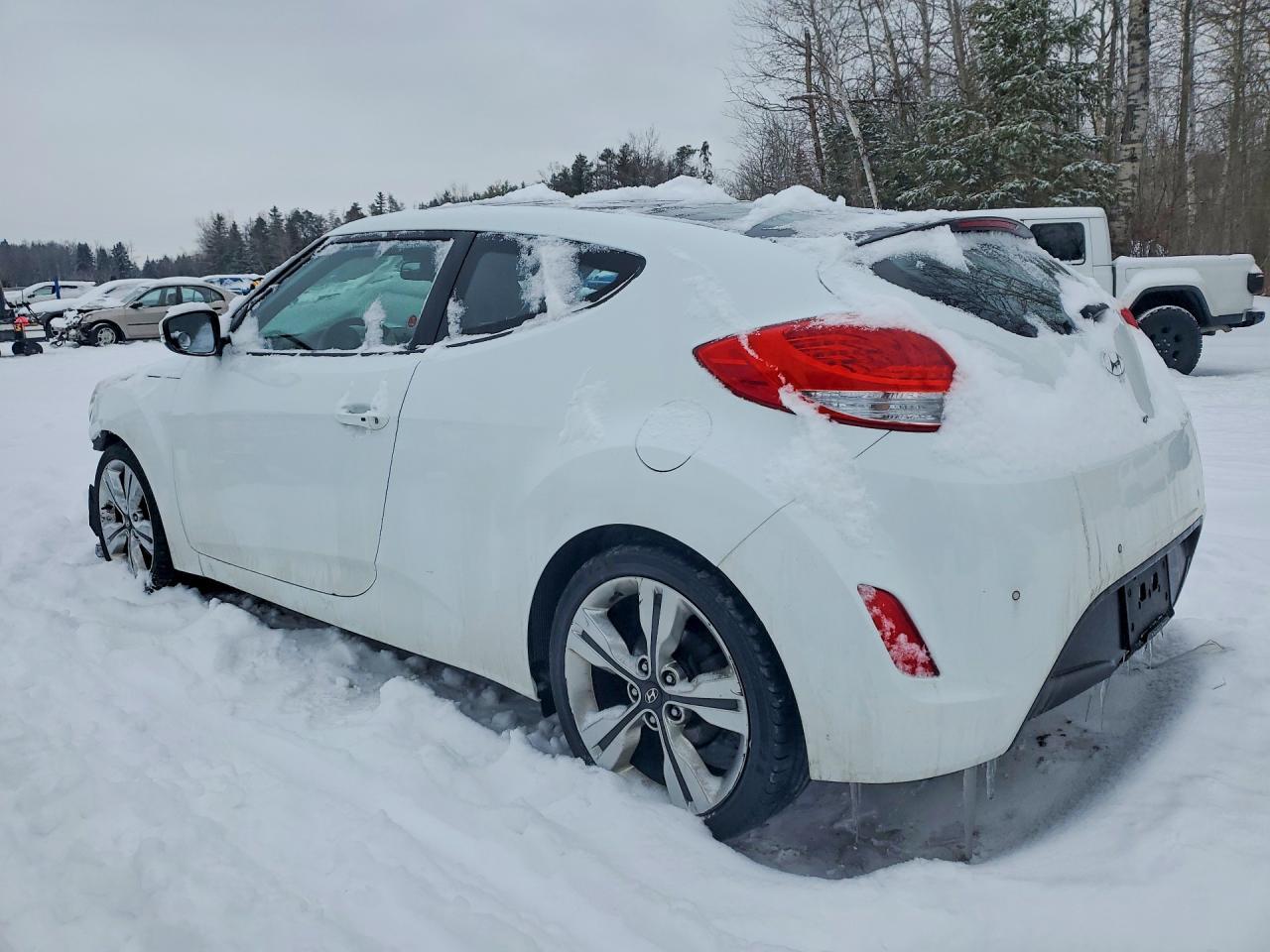 2016 Hyundai Veloster - zdjęcie 2