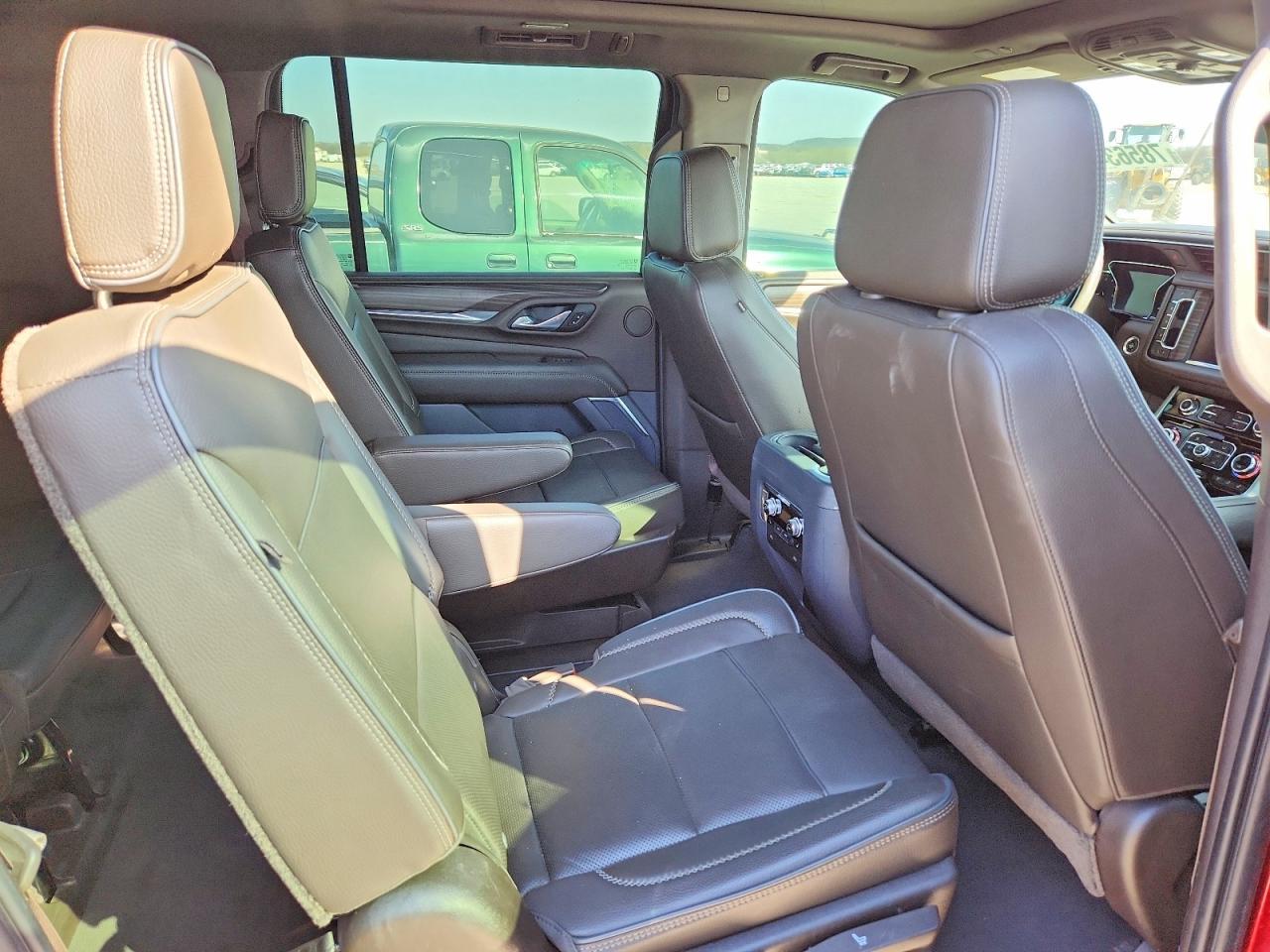 2021 GMC Yukon Xl Denali - zdjęcie 10