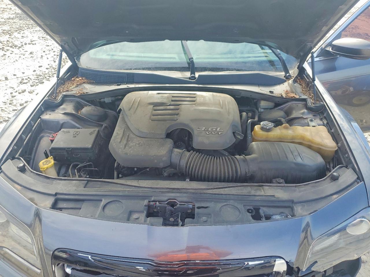 2014 Chrysler 300 S - zdjęcie 11