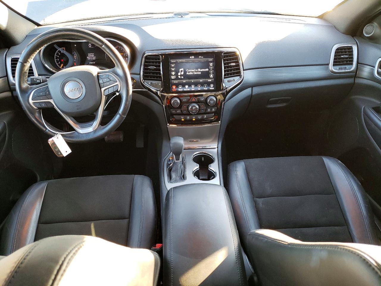 2020 Jeep Grand Cherokee Laredo - zdjęcie 8