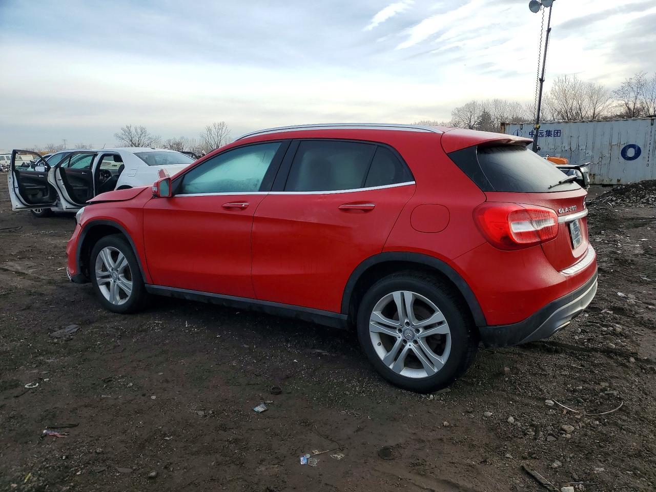 2017 Mercedes-Benz Gla 250 4Matic - zdjęcie 2