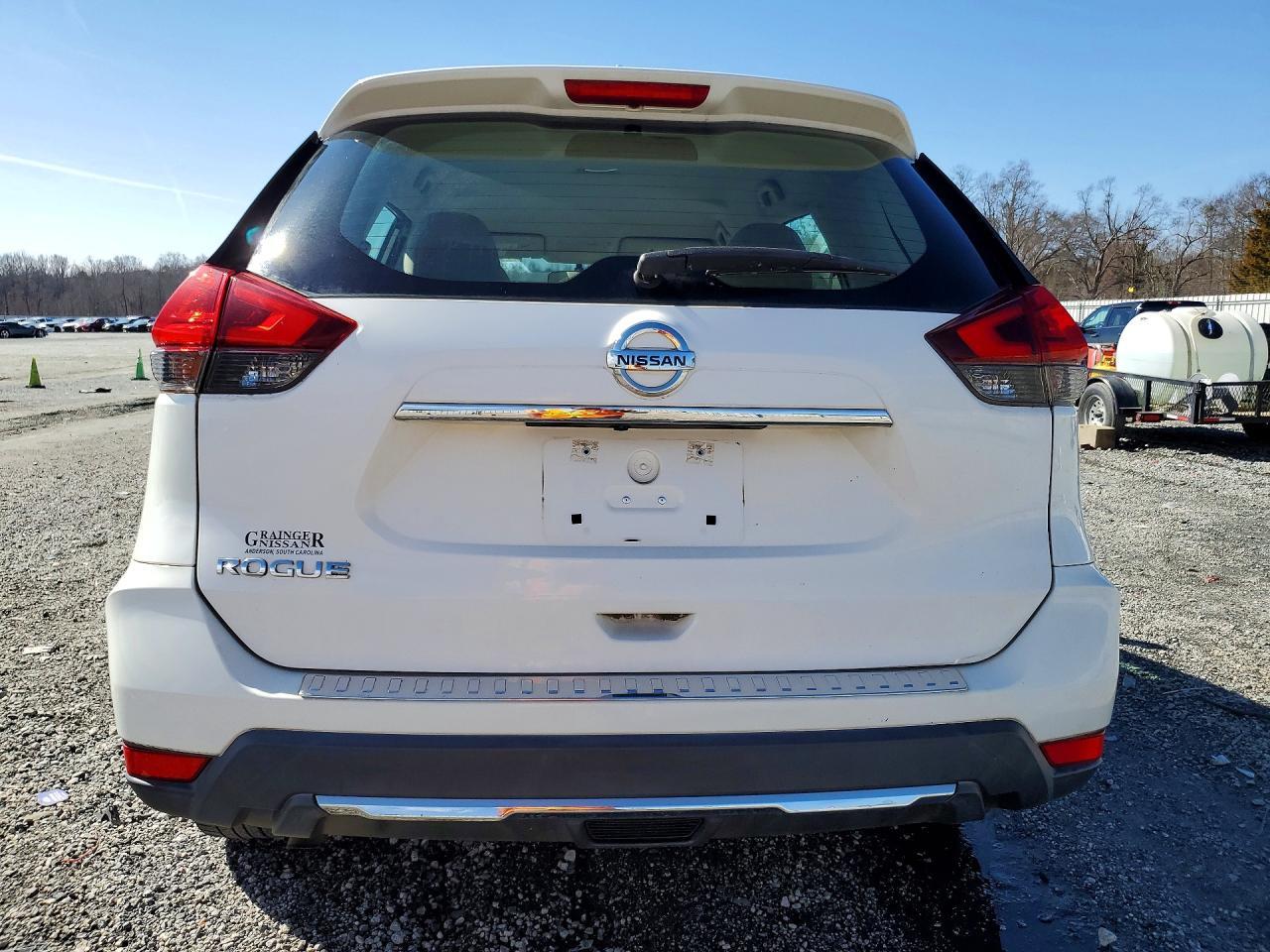 2017 Nissan Rogue S - zdjęcie 6