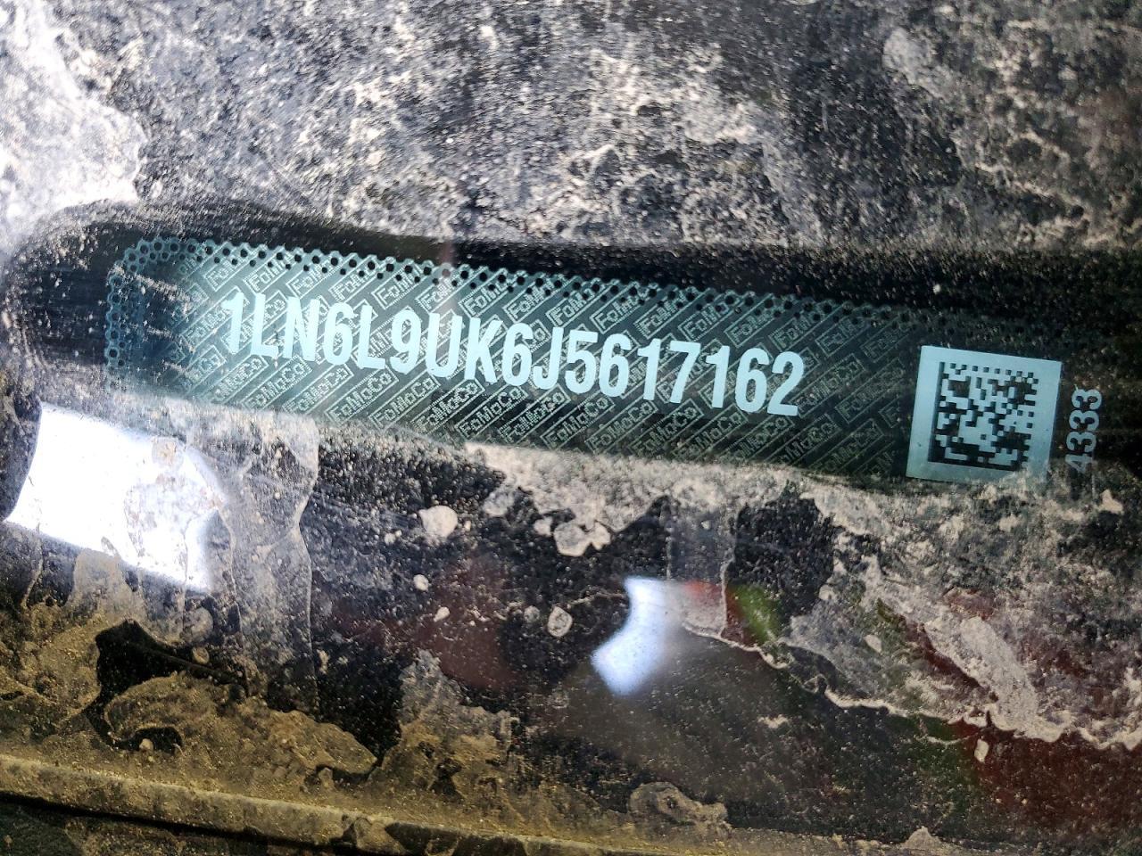 2018 Lincoln Continental - zdjęcie 12