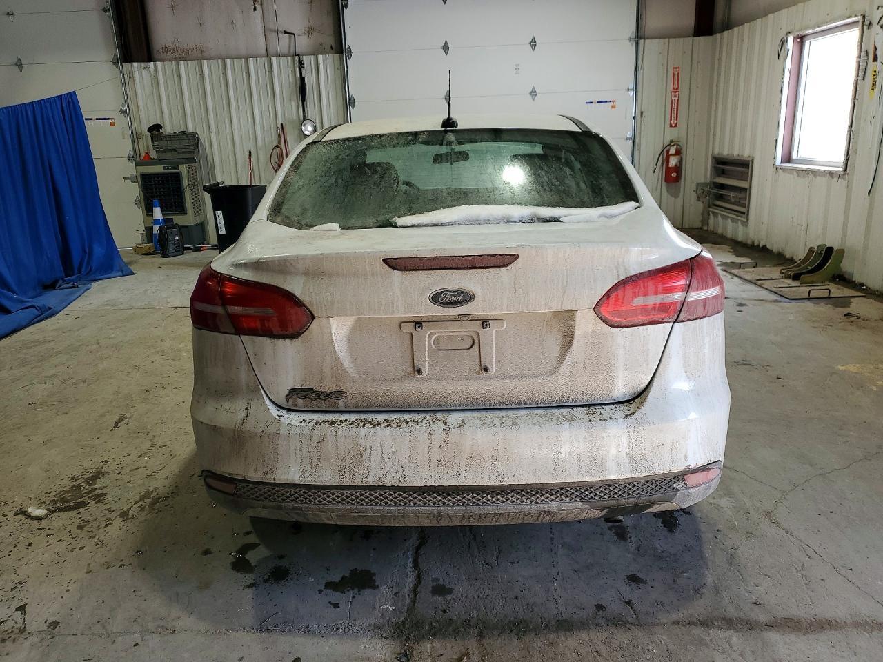 2018 Ford Focus S - zdjęcie 6