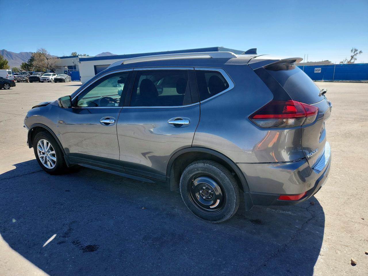 2019 Nissan Rogue Sv - zdjęcie 2