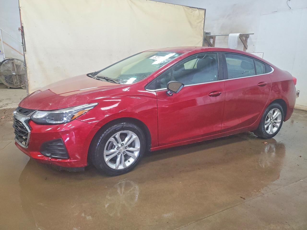 2019 Chevrolet Cruze Lt - zdjęcie główne