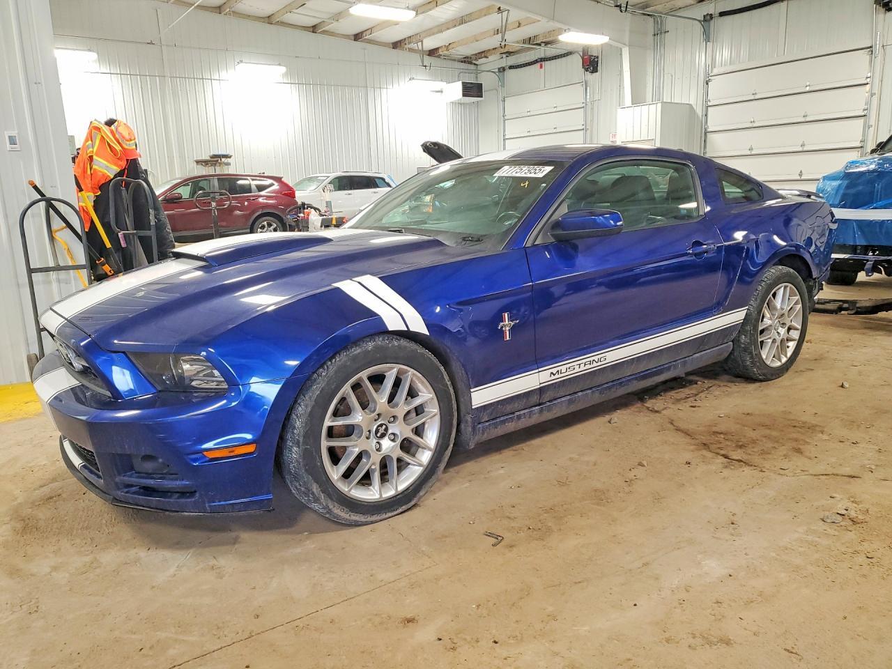 2014 Ford Mustang - zdjęcie główne