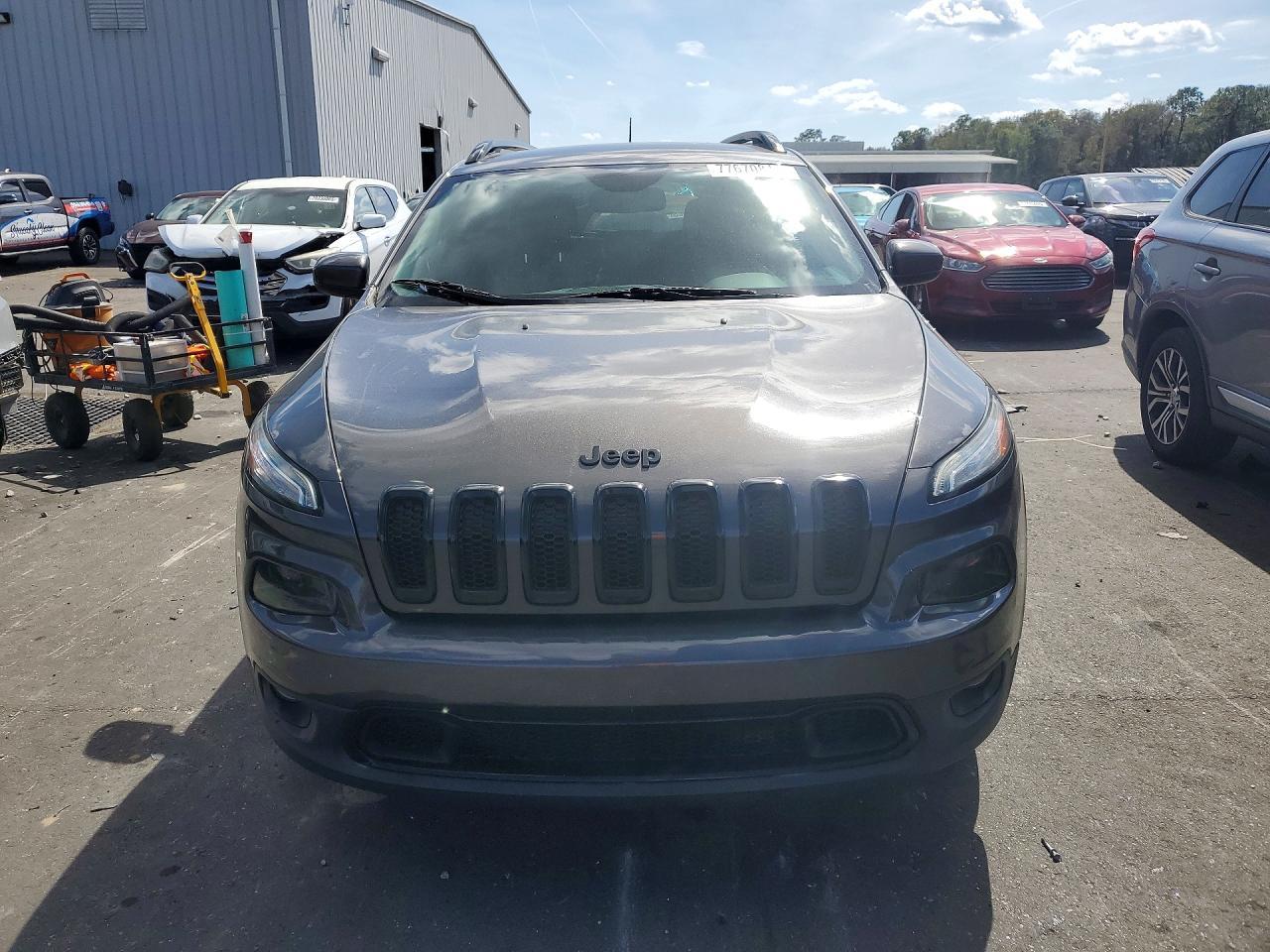 2018 Jeep Cherokee Latitude - zdjęcie 5