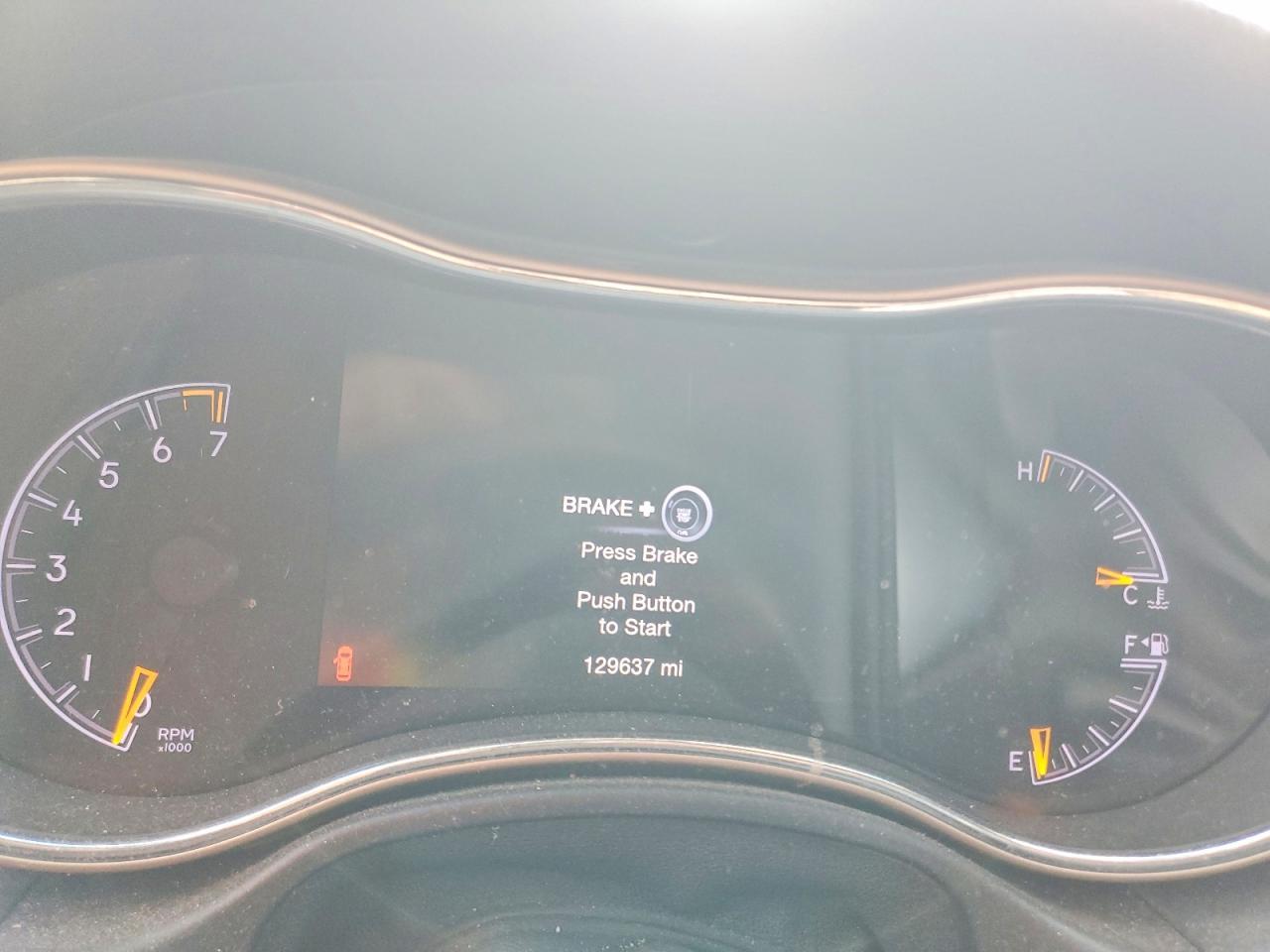 2017 Jeep Grand Cherokee Laredo - zdjęcie 9