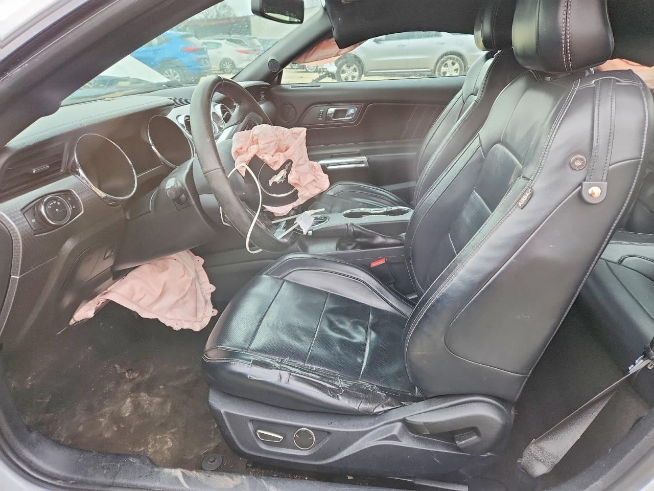 2015 Ford Mustang - zdjęcie 7