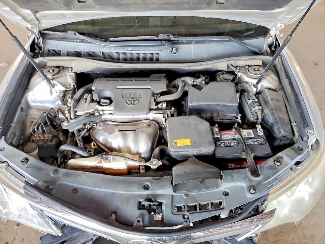 2014 Toyota Camry L - zdjęcie 11