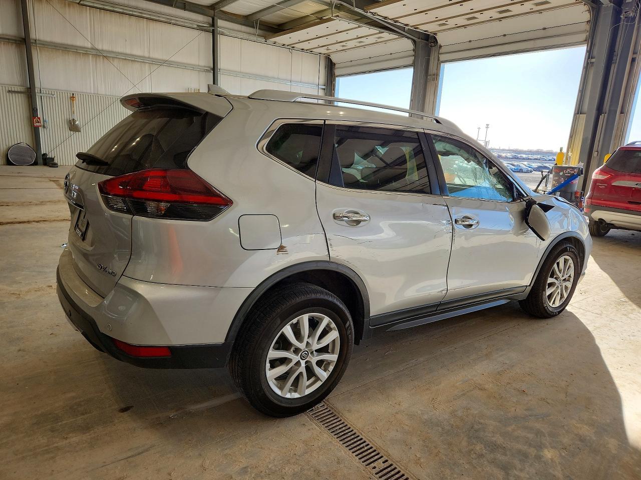 2020 Nissan Rogue Sv - zdjęcie 3