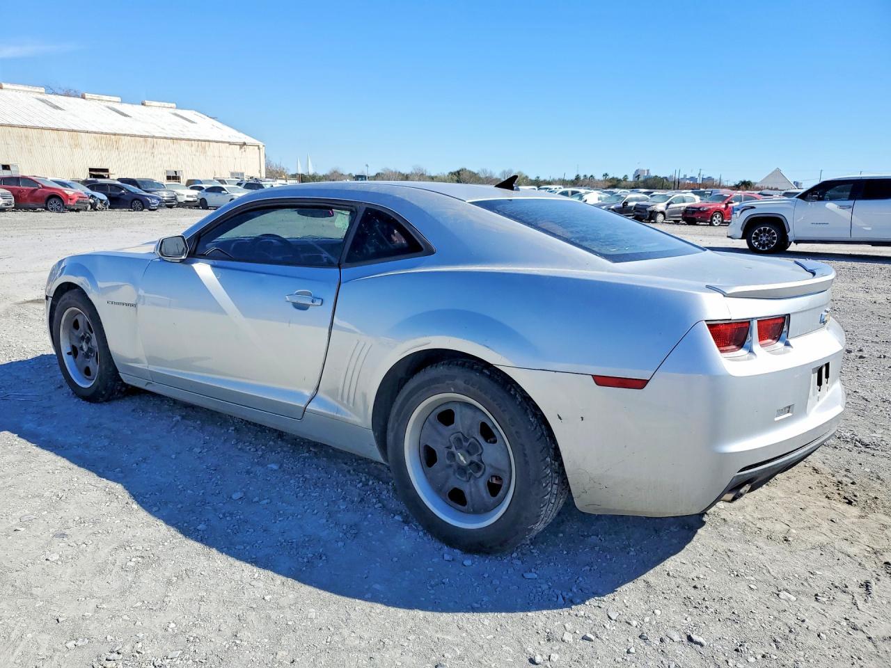2013 Chevrolet Camaro Ls - zdjęcie 2