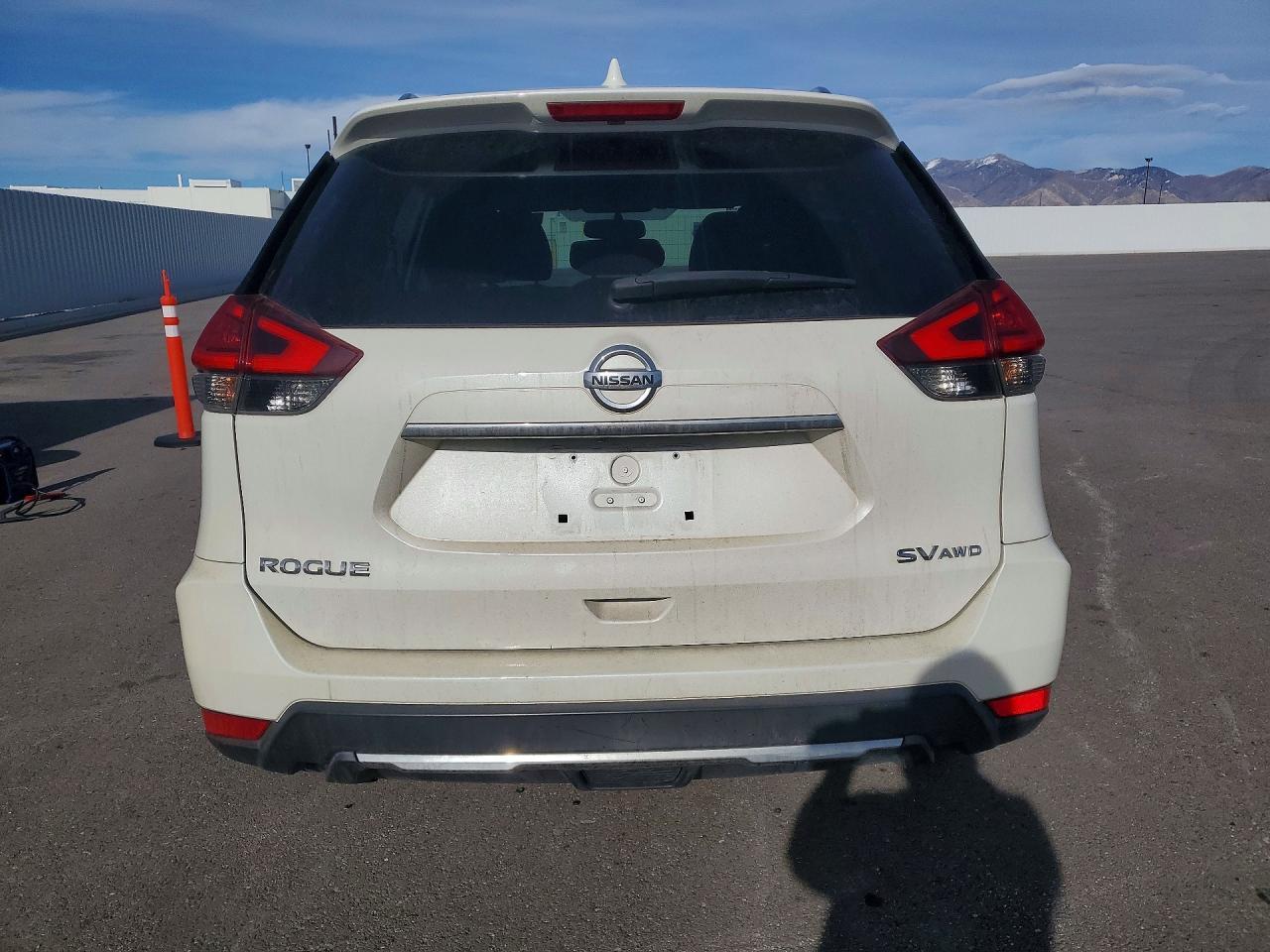 2017 Nissan Rogue Sv - zdjęcie 6