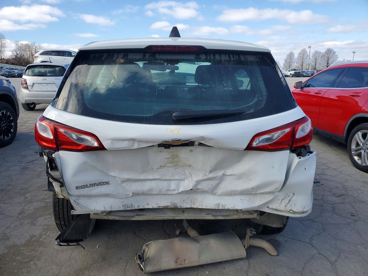 2018 Chevrolet Equinox Ls - zdjęcie 6