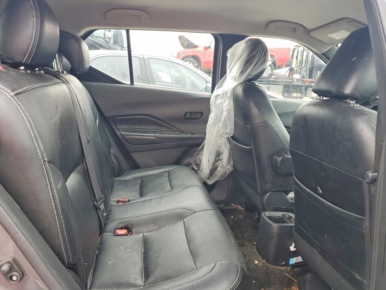 2019 Nissan Kicks S - zdjęcie 11