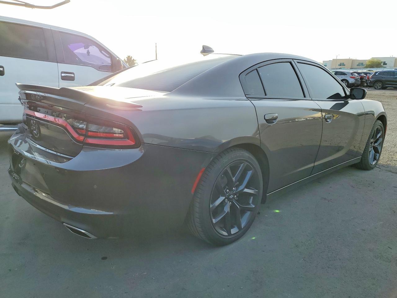 2023 Dodge Charger Sxt - zdjęcie 3