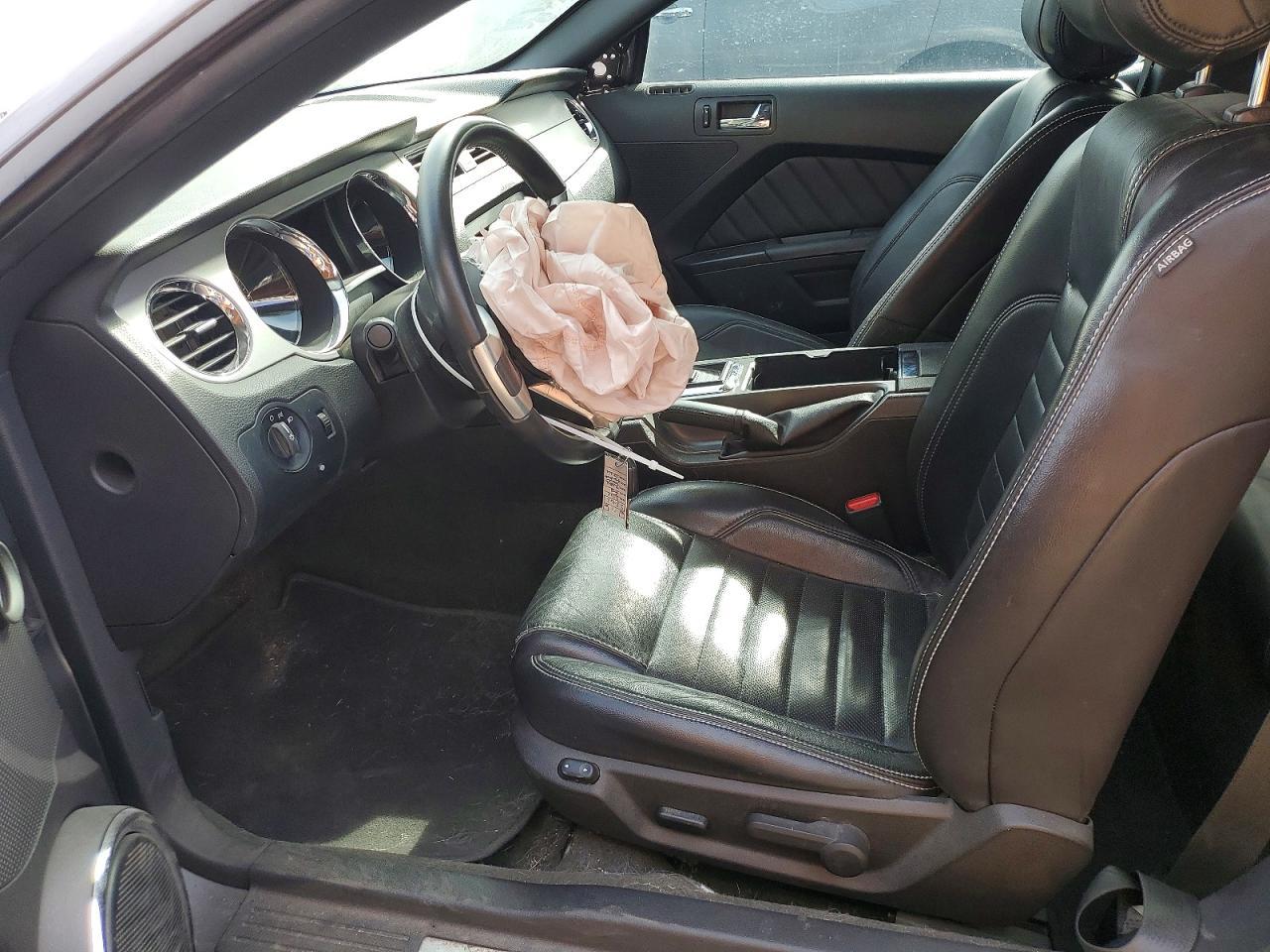 2014 Ford Mustang - zdjęcie 7