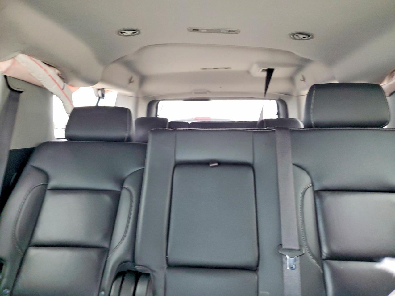 2020 Chevrolet Suburban K1500 Lt - zdjęcie 10