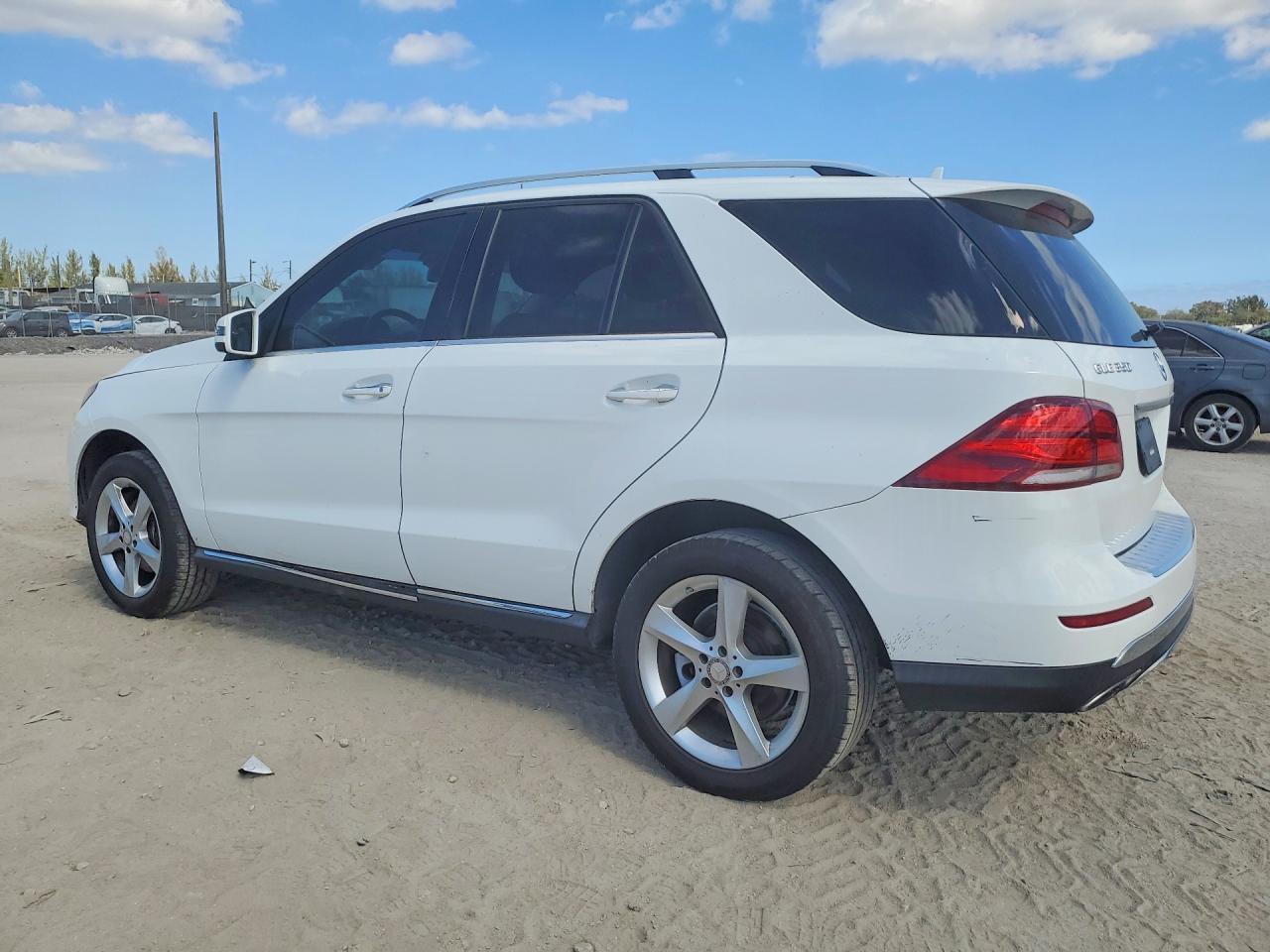 2016 Mercedes-Benz Gle 350 - zdjęcie 2
