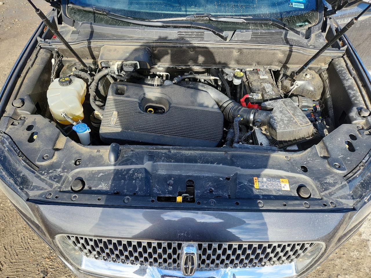 2019 Lincoln Nautilus Reserve - zdjęcie 12