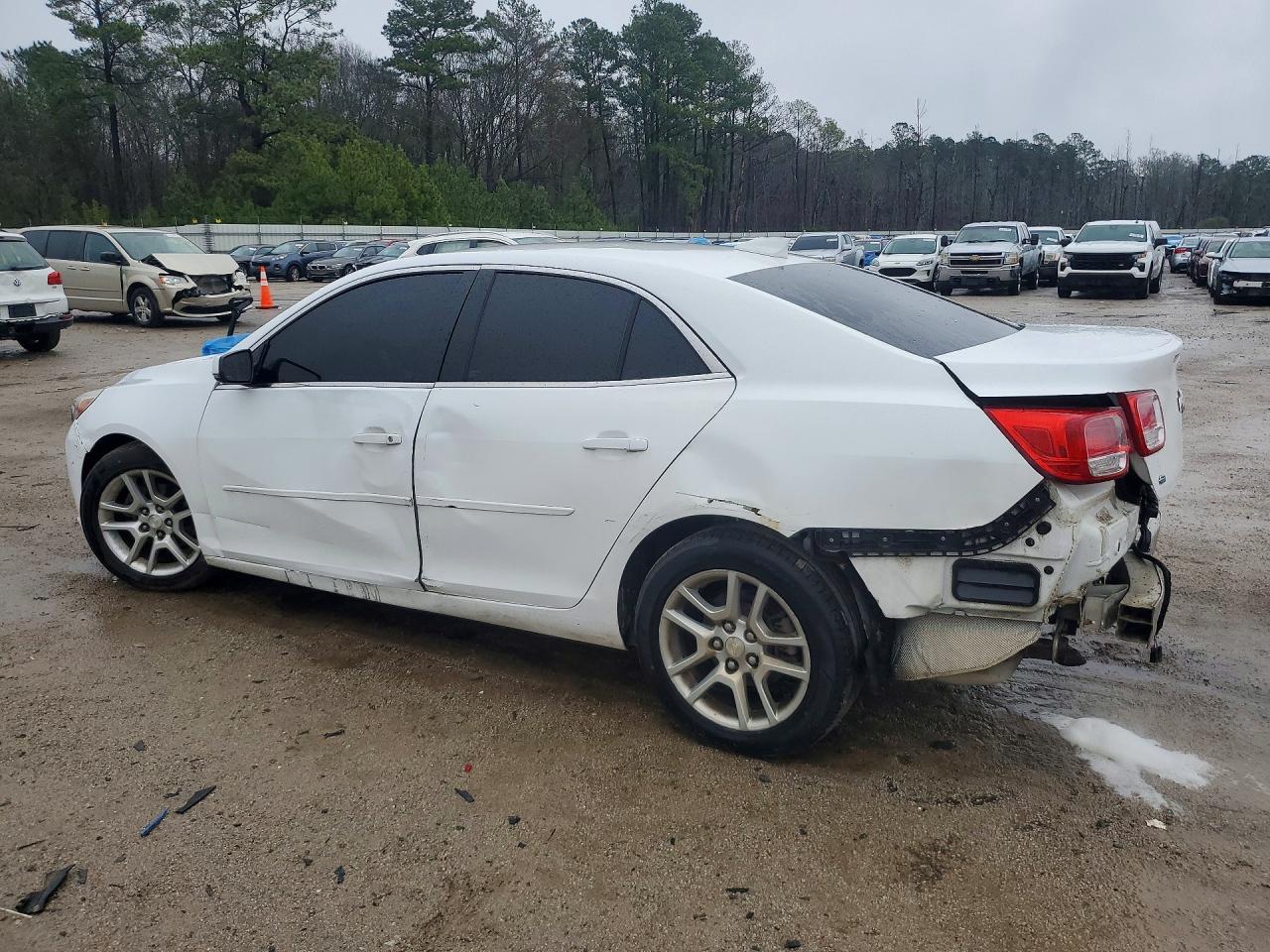 2015 Chevrolet Malibu 1Lt - zdjęcie 2
