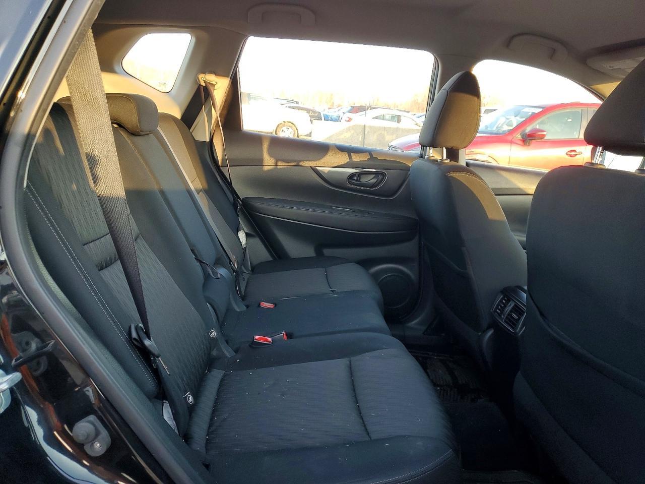 2019 Nissan Rogue S - zdjęcie 11