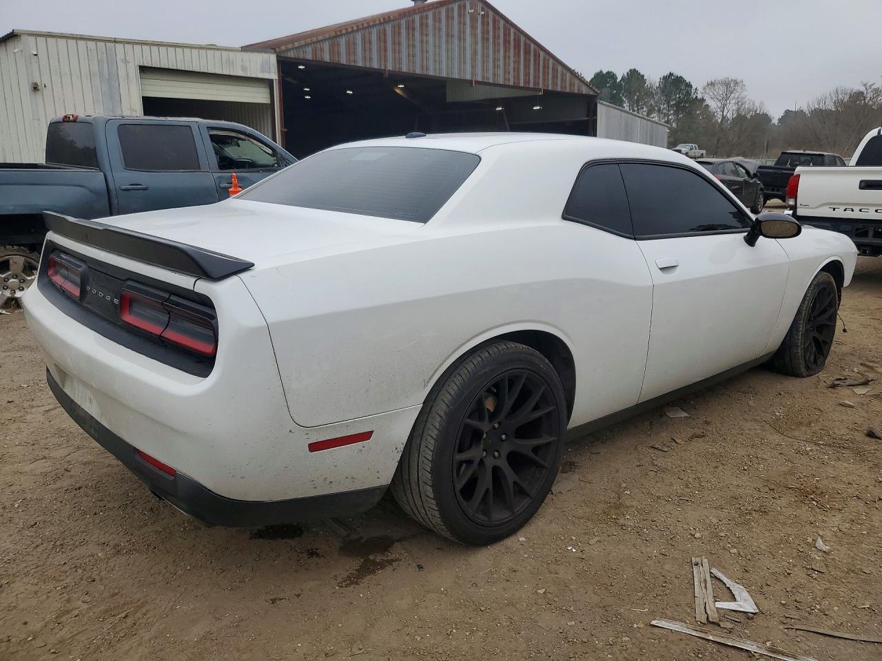 2018 Dodge Challenger R/T - zdjęcie 3