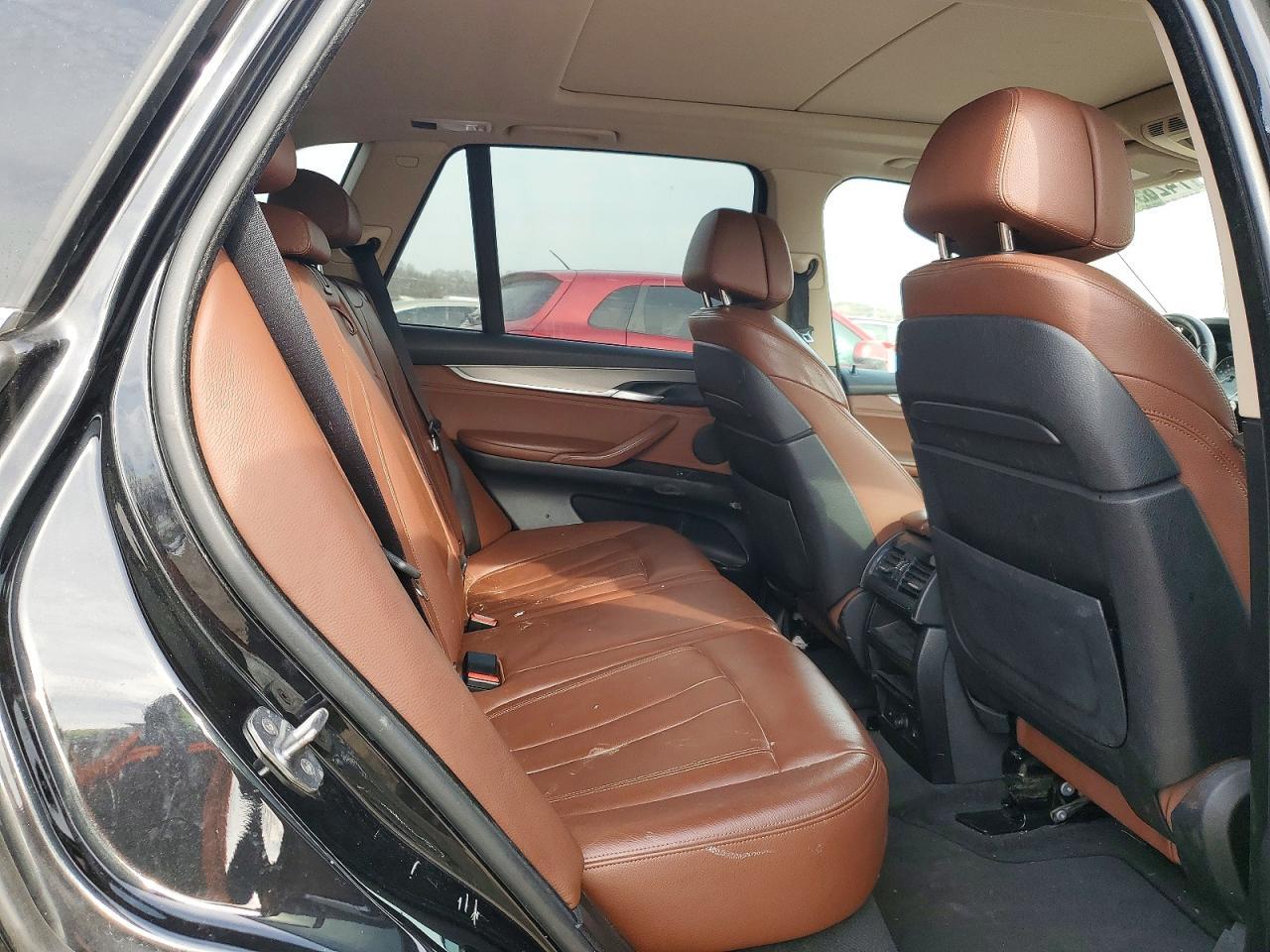 2015 BMW X5 xDrive50I - zdjęcie 11