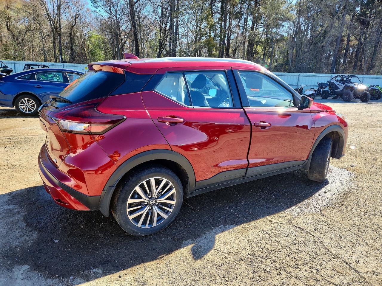 2021 Nissan Kicks Sv - zdjęcie 3