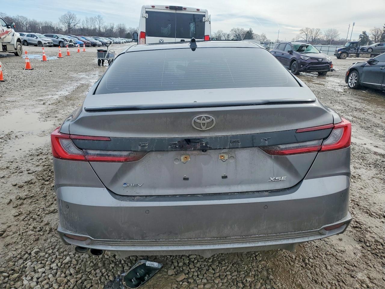 2026 Toyota Camry Xse - zdjęcie 6