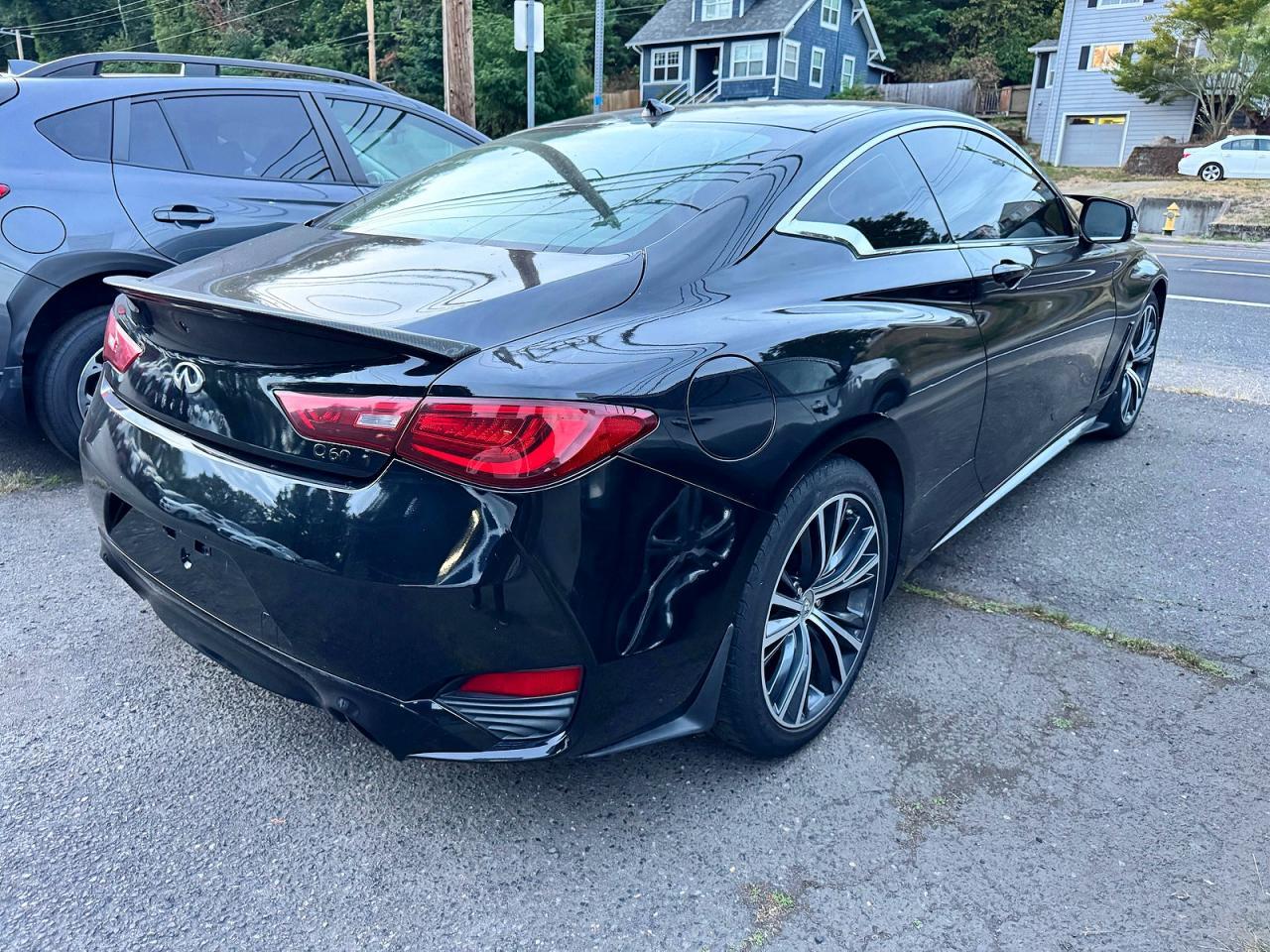 2018 Infiniti Q60 3.0T Luxe - zdjęcie 3