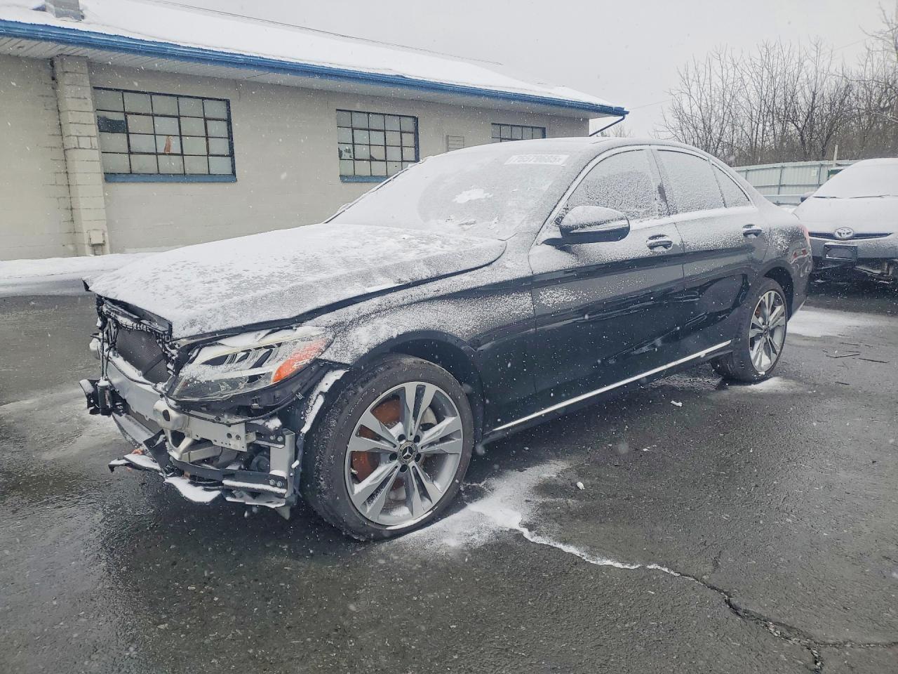 2019 Mercedes-Benz C 300 4Matic - zdjęcie główne