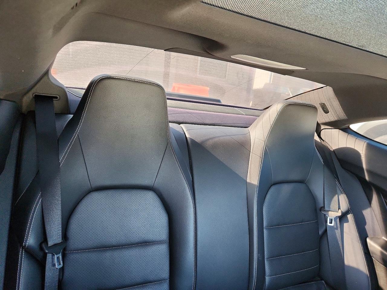 2015 Mercedes-Benz C 250 - zdjęcie 10