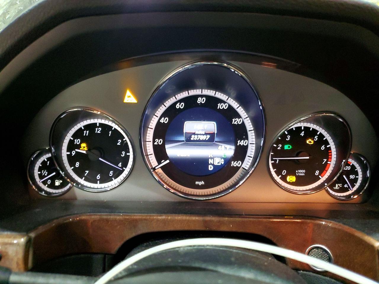 2013 Mercedes Benz E 350 4Matic - zdjęcie 9