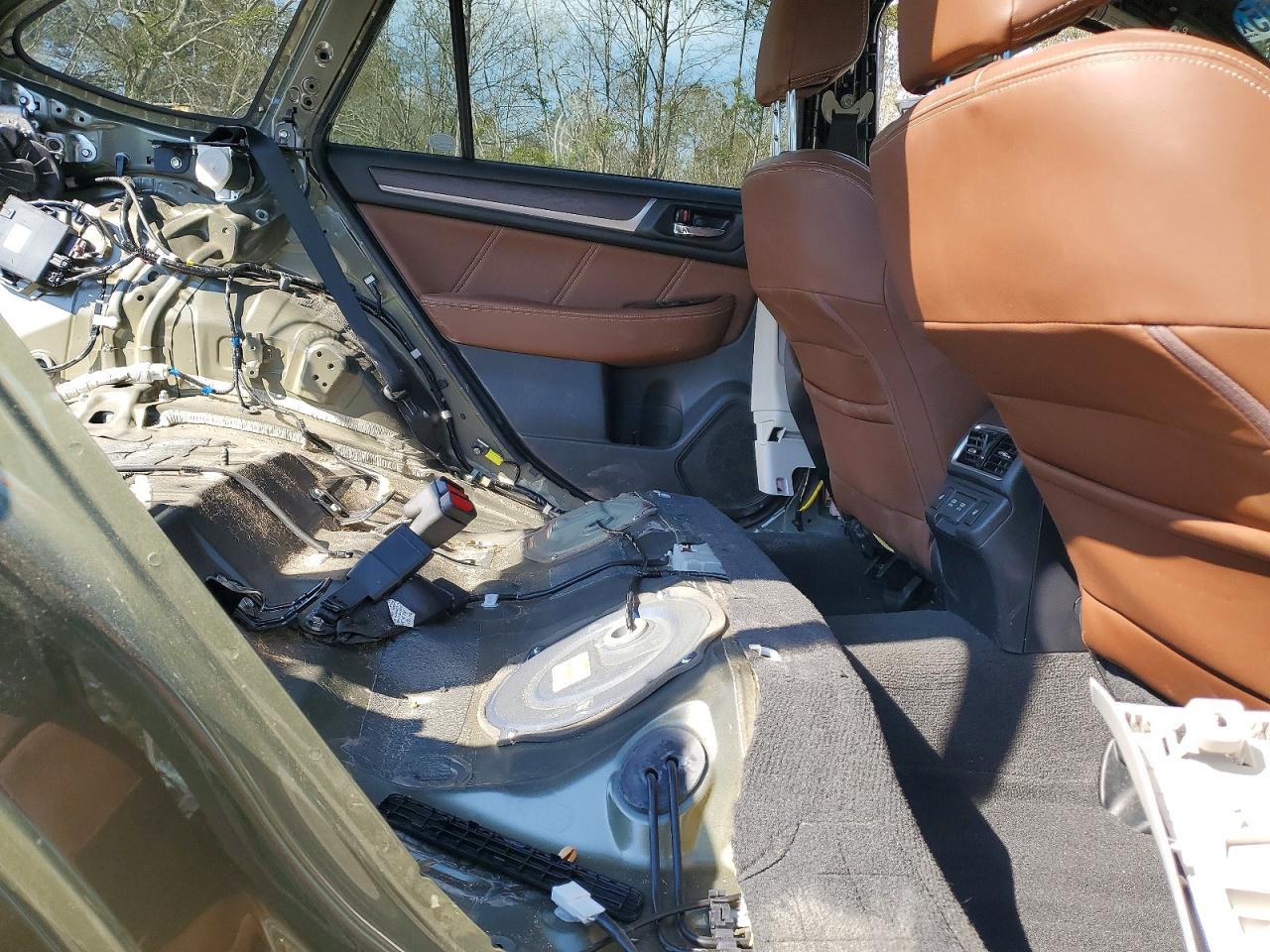 2019 Subaru Outback Touring - zdjęcie 11