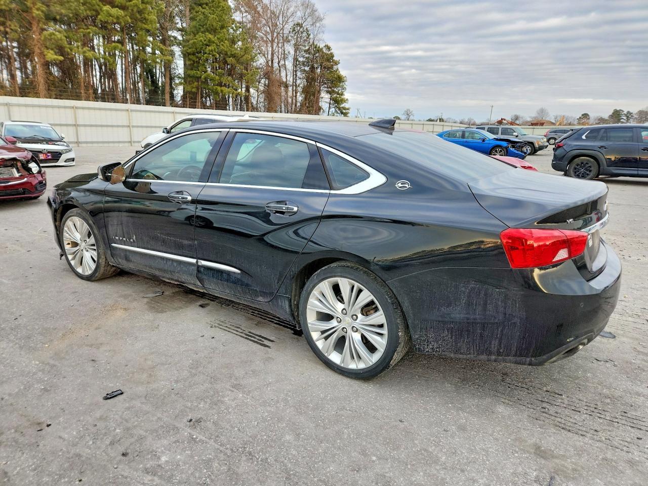 2019 Chevrolet Impala Premier - zdjęcie 2