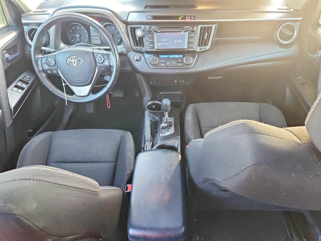 2017 Toyota Rav4 Xle - zdjęcie 8