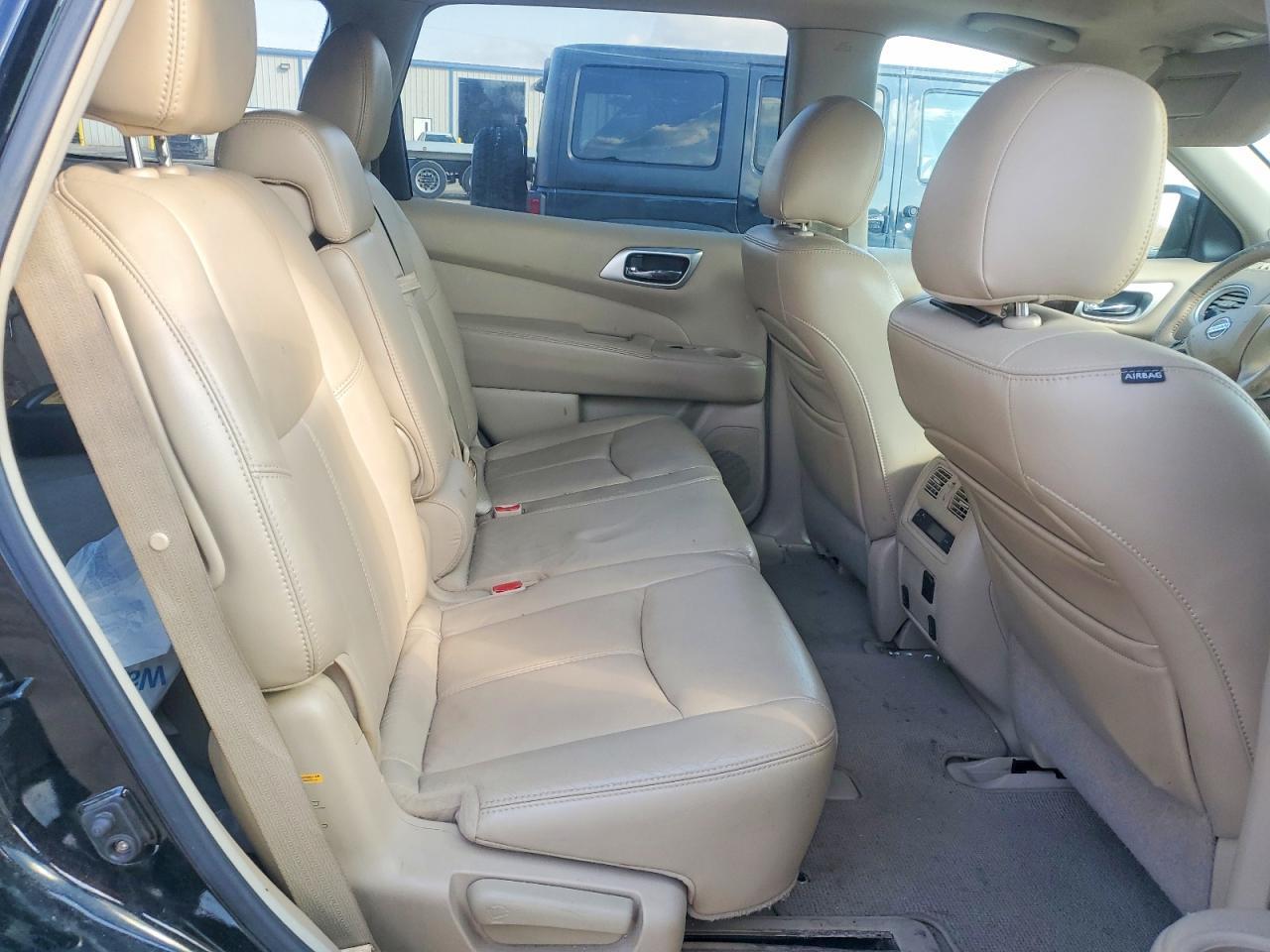 2013 Nissan Pathfinder S - zdjęcie 11