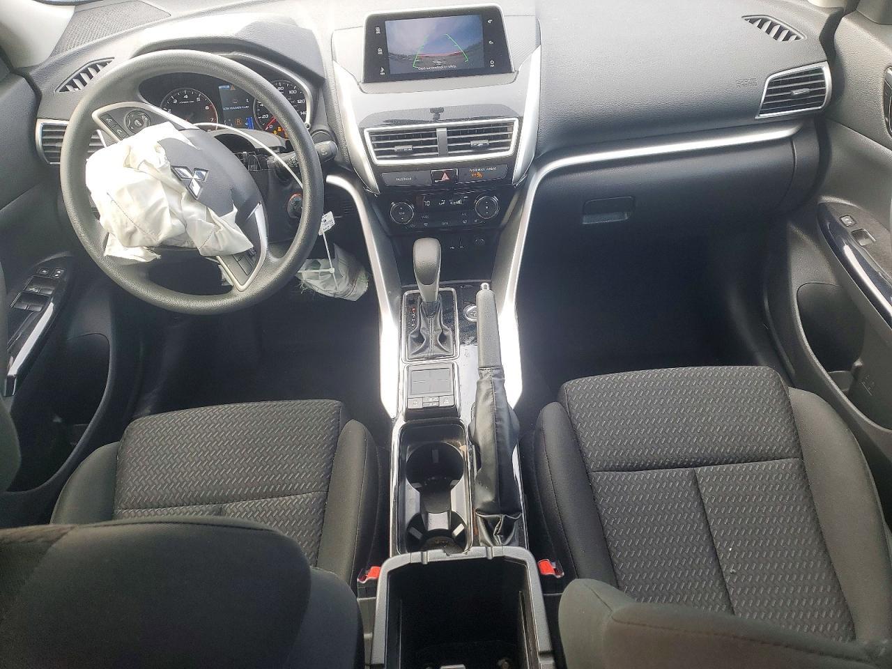 2019 Mitsubishi Eclipse Cross Le - zdjęcie 8