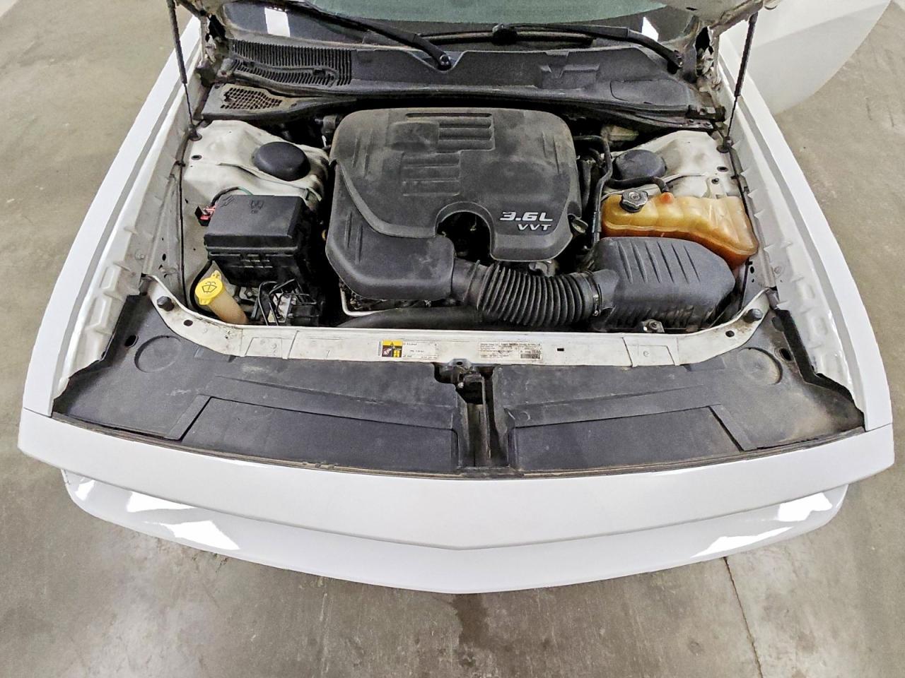 2014 Dodge Challenger Sxt - zdjęcie 11